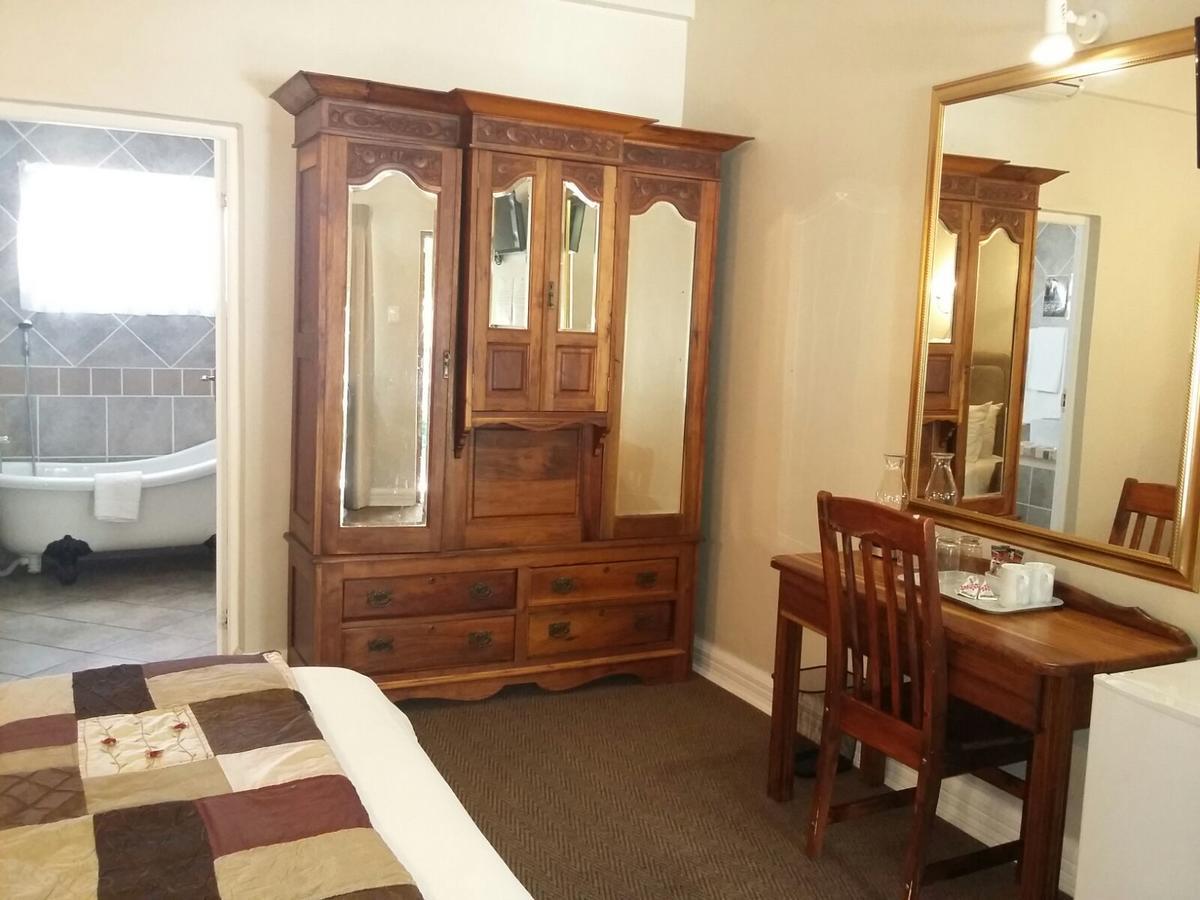 Lavender Lodge Vryburg Esterno foto